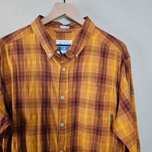Columbia Regular Fit Plaid Button Down Shirt Men's L Gold Rust Long Sleeve